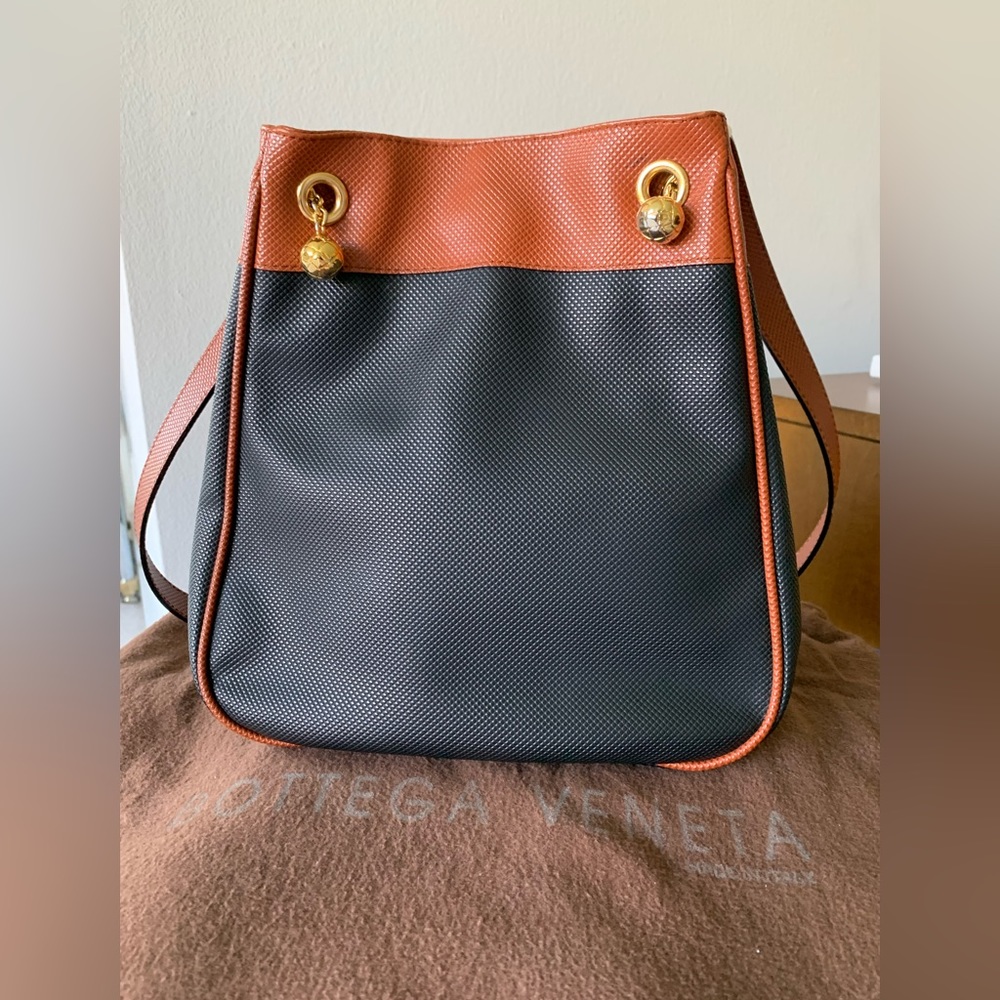 2-Tone Bottega Veneta Handbag